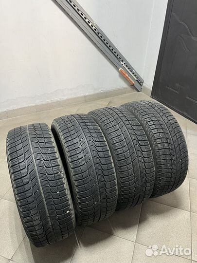 Michelin X-Ice 3 205/55 R16 94H