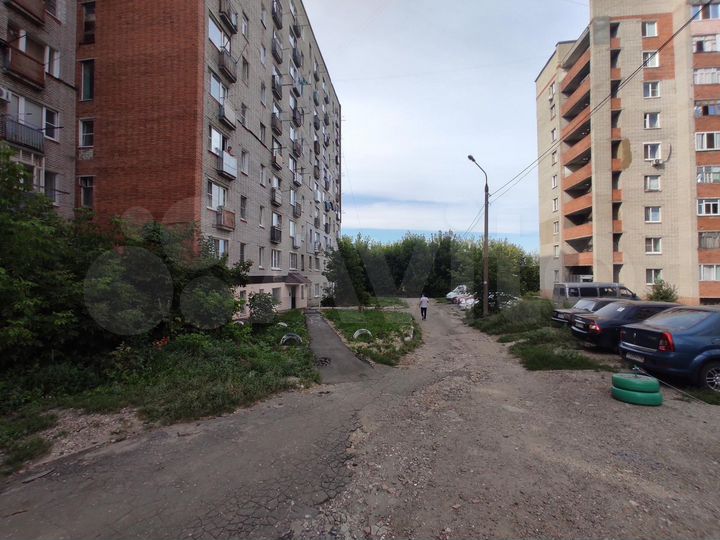 Продам помещение с арендаторами, 140 м²