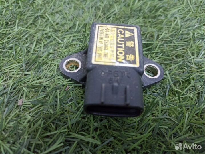 Датчик ускорения Toyota Land Cruiser Prado J120