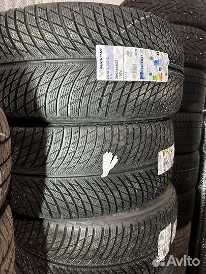 Michelin Pilot Alpin 5 SUV 285/40 R22 и 325/35 R22 114W
