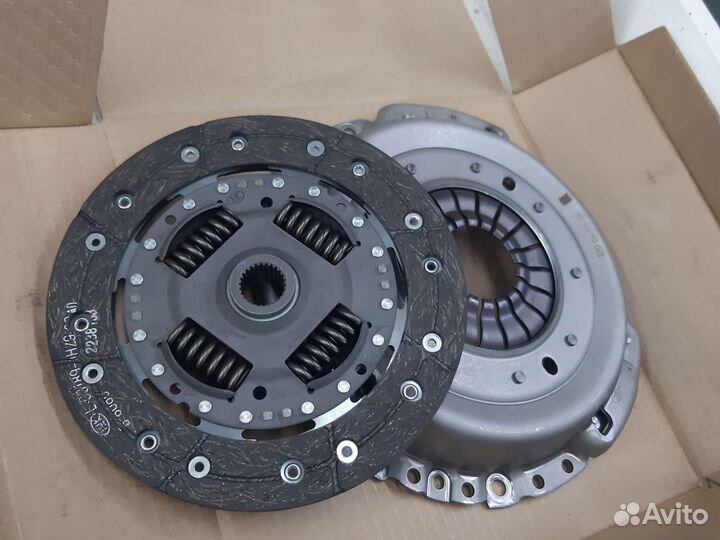 К-т сцепления LUK vesta кпп renauct 620342709 LADA