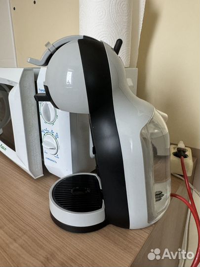 Кофеварка капсульная dolce gusto