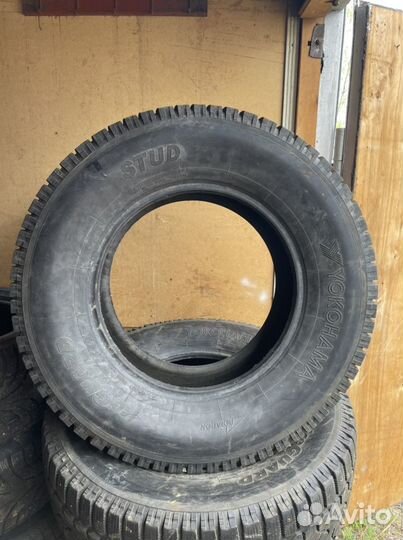 Yokohama 104ZR 285/65 R17