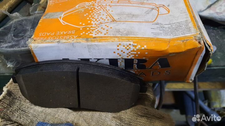 Тормозные колодки Subaru Impreza