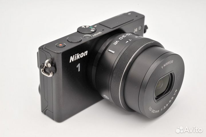 Nikon 1 J4