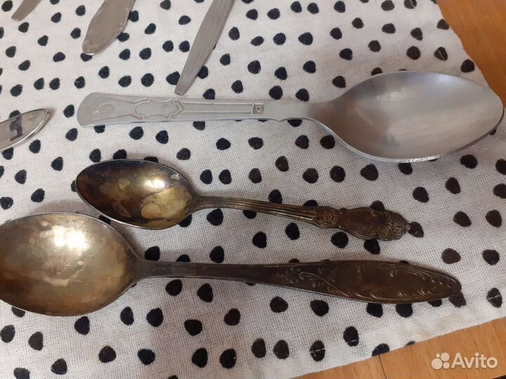 Столовые приборы