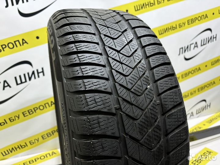 Pirelli Winter Sottozero 3 245/45 R18 100R