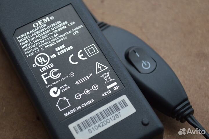 Блок питания OEM ADS0361-U120250, 12V/2.5A + выкл