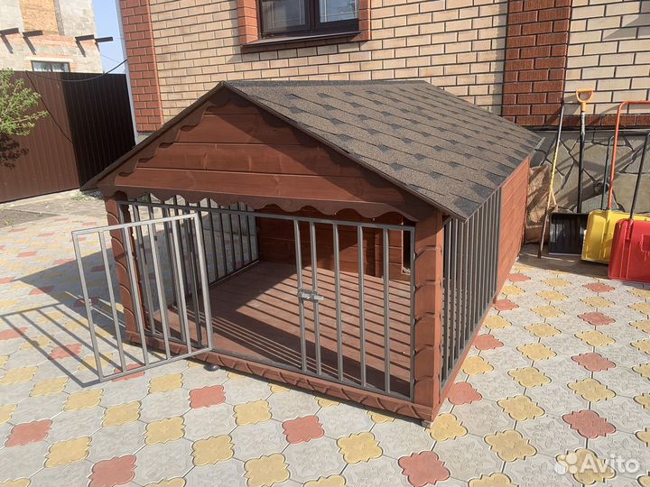 Большая будка для собаки