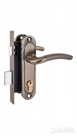 Замок врезной с ручкой