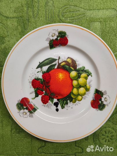 Тарелка десертная Фрукты, СССР