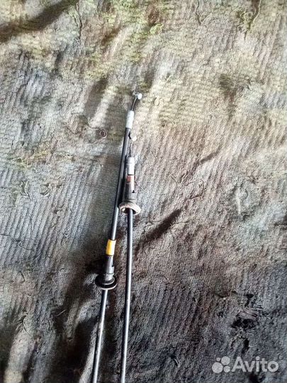 Митсубиси каризма троса ручника