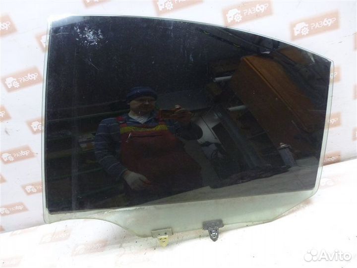 Стекло двери заднее левое Nissan Primera P12 QG18