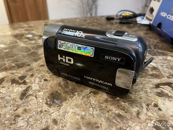 Видеокамера Sony HDR-CX580E