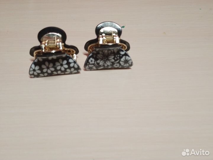 Крабик для волос