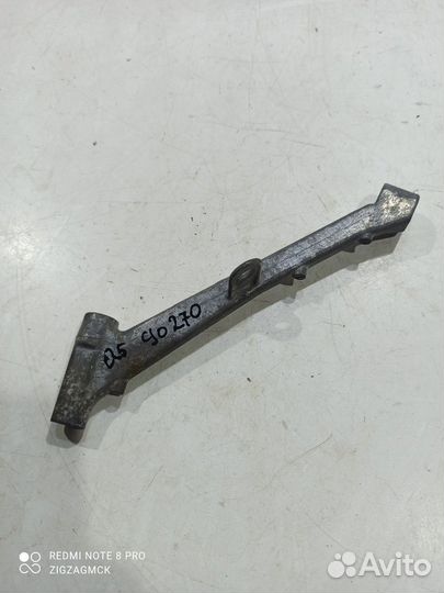 Кронштейн(крепление) впускного коллектора