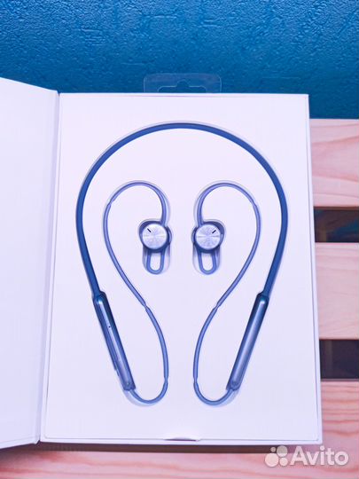 Беспроводные наушники honor AM66 Sport Pro