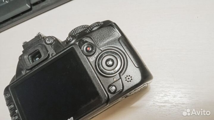 Фотокамера Nikon D3100