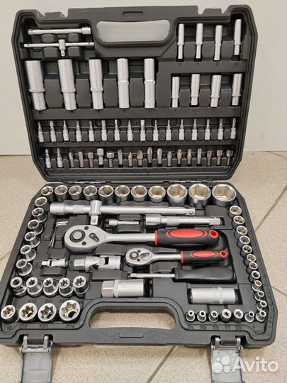 Набор автомобильный инструмент 151,94,108,66,172