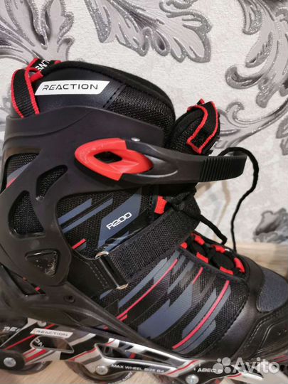 Роликовые коньки