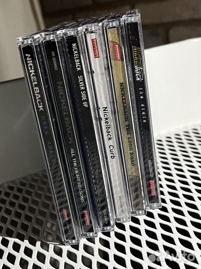 Коллекция дисков Nikelback