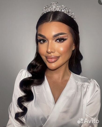 Макияж И локоны