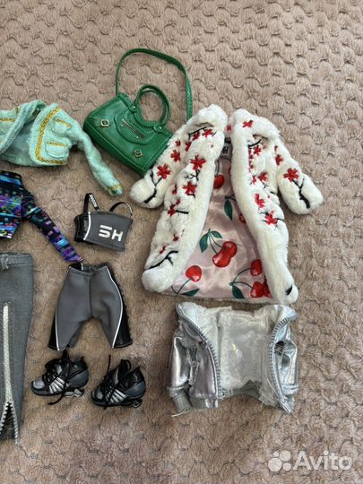 Одежда для кукол Rainbow high