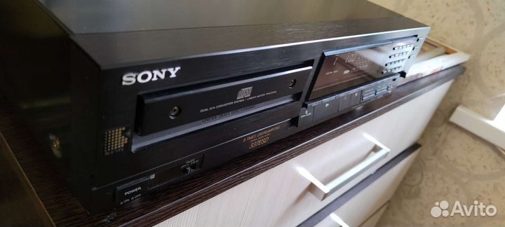 Проигрыватель CD Sony cdp-337esd