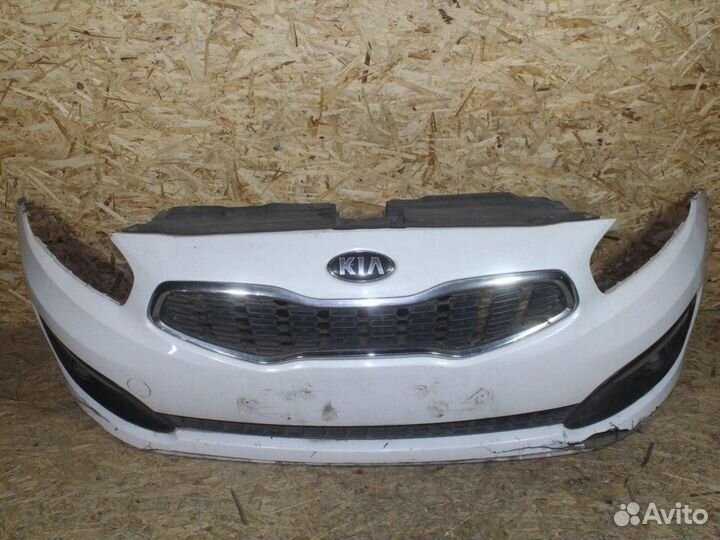 Бампер передний Kia Ceed