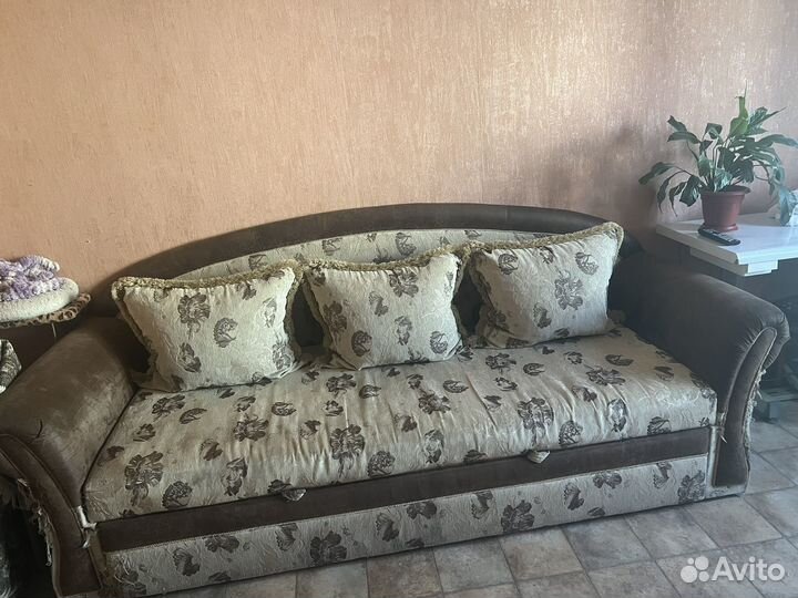 Диван в добрые руки) бронь до завтра
