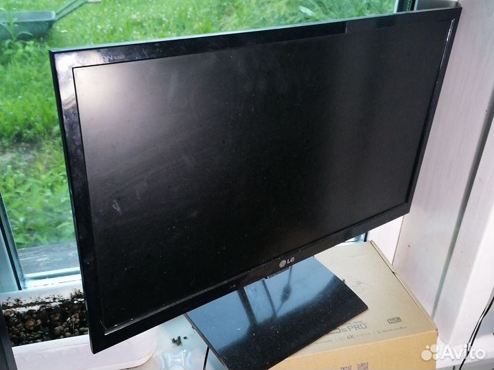 Монитор LG flatron e2360