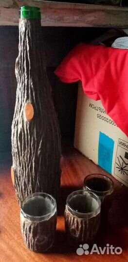 Набор бутылка со стопками