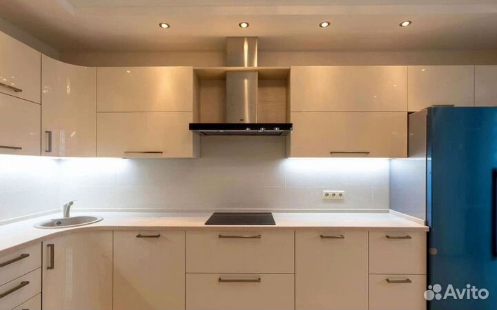 Кухня на заказ. Доставка и сборка