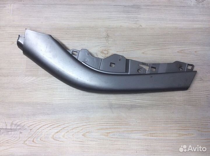 Накладка центральной консоли левая Mitsubishi