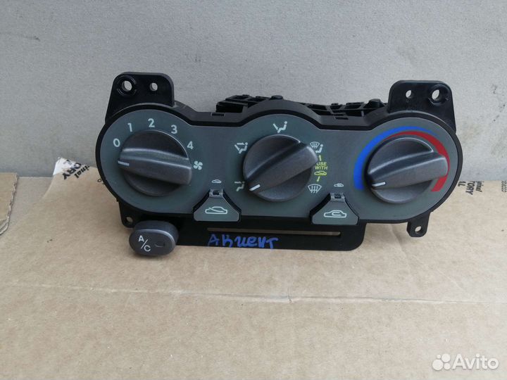 Блок управления печкой Xyundai Accent