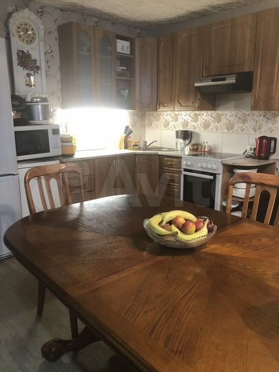 Дом 208 м² на участке 12 сот.