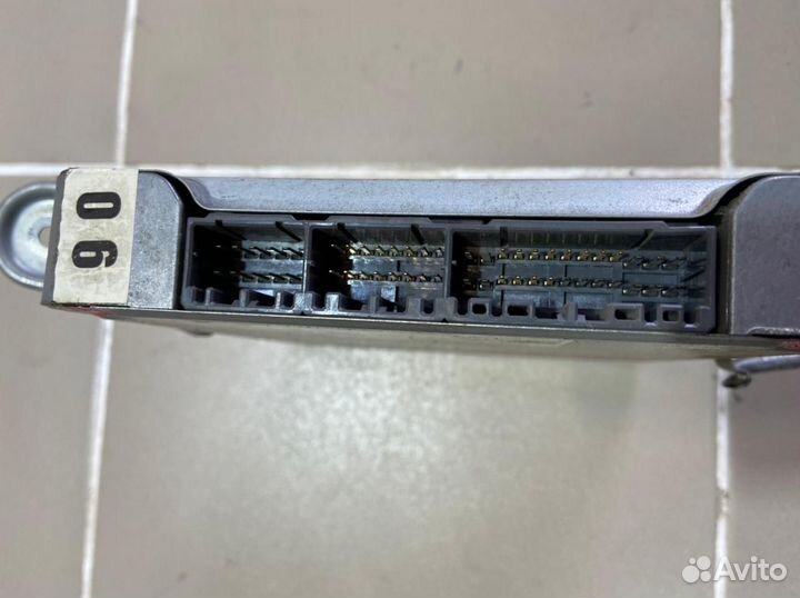 Блок управления двс (эбу) Toyota Carina E