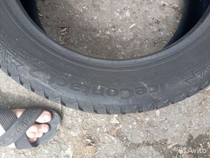 Continental IceContact 2 215/55 R17 и 255/55 R17