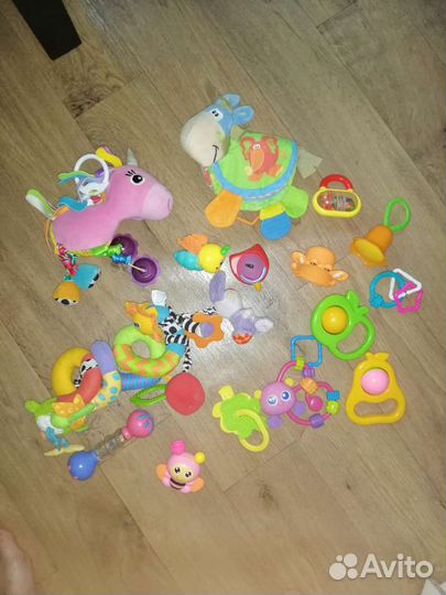Игрушки погремушки пакетом
