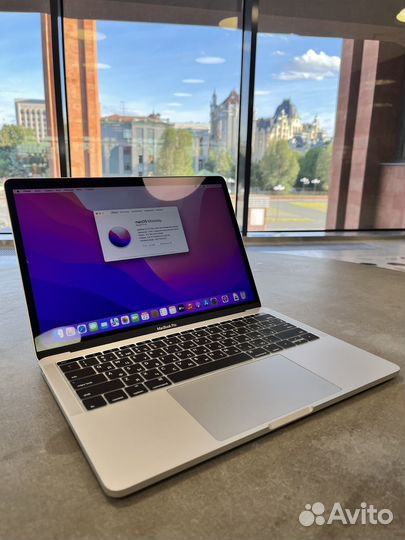 MacBook pro 13 2016 two thunderbolt (a1708)