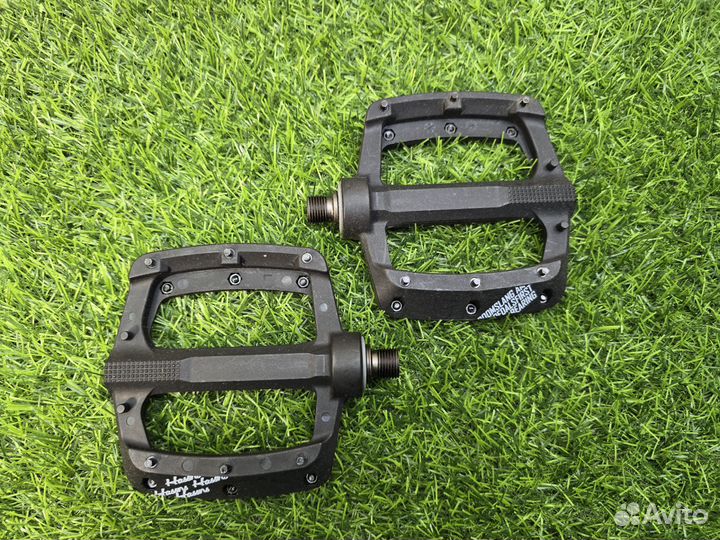 Педали нейлоновые на 3х промышленных подшипниках