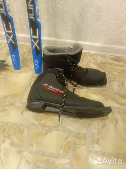 Беговые лыжи