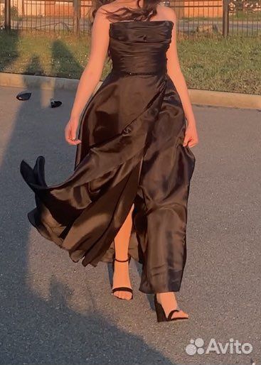 Вечернее платье