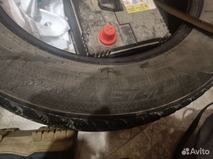 Kumho I'Zen RV Stud KC16 225/60 R17 103T