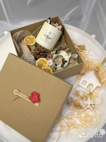 Подарочный набор ароматических свечей