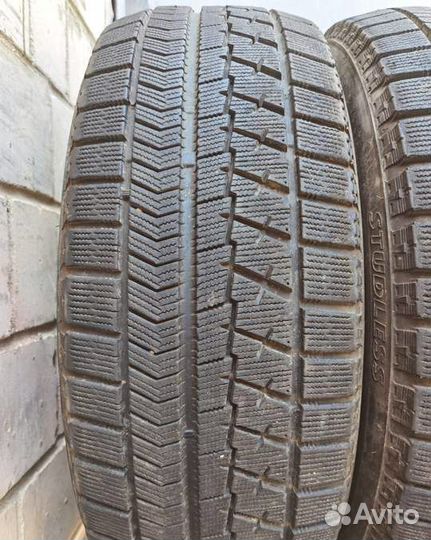 Bridgestone Blizzak VRX 215/55 R17 99H