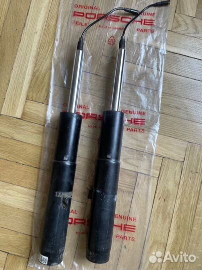 Передние амортизаторы Porsche 991 GTS