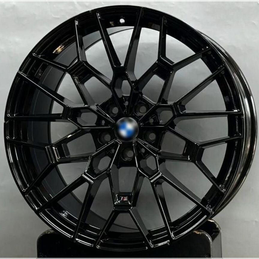Replica DWS BM-3209 : 9,5x20 5*112 Et:35 Dia:66,6 B