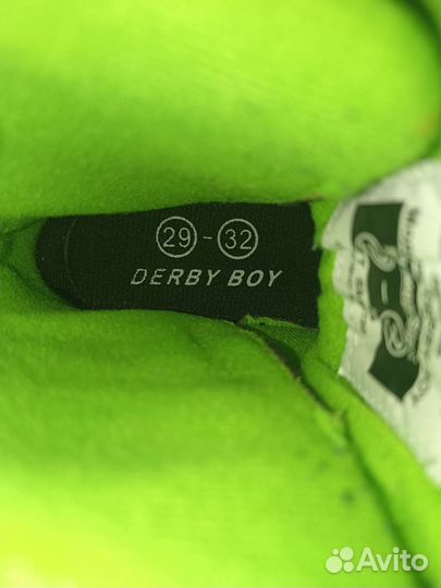 Коньки хоккейные