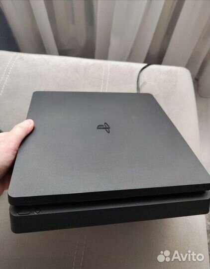 Sony PS4 slim 1tb